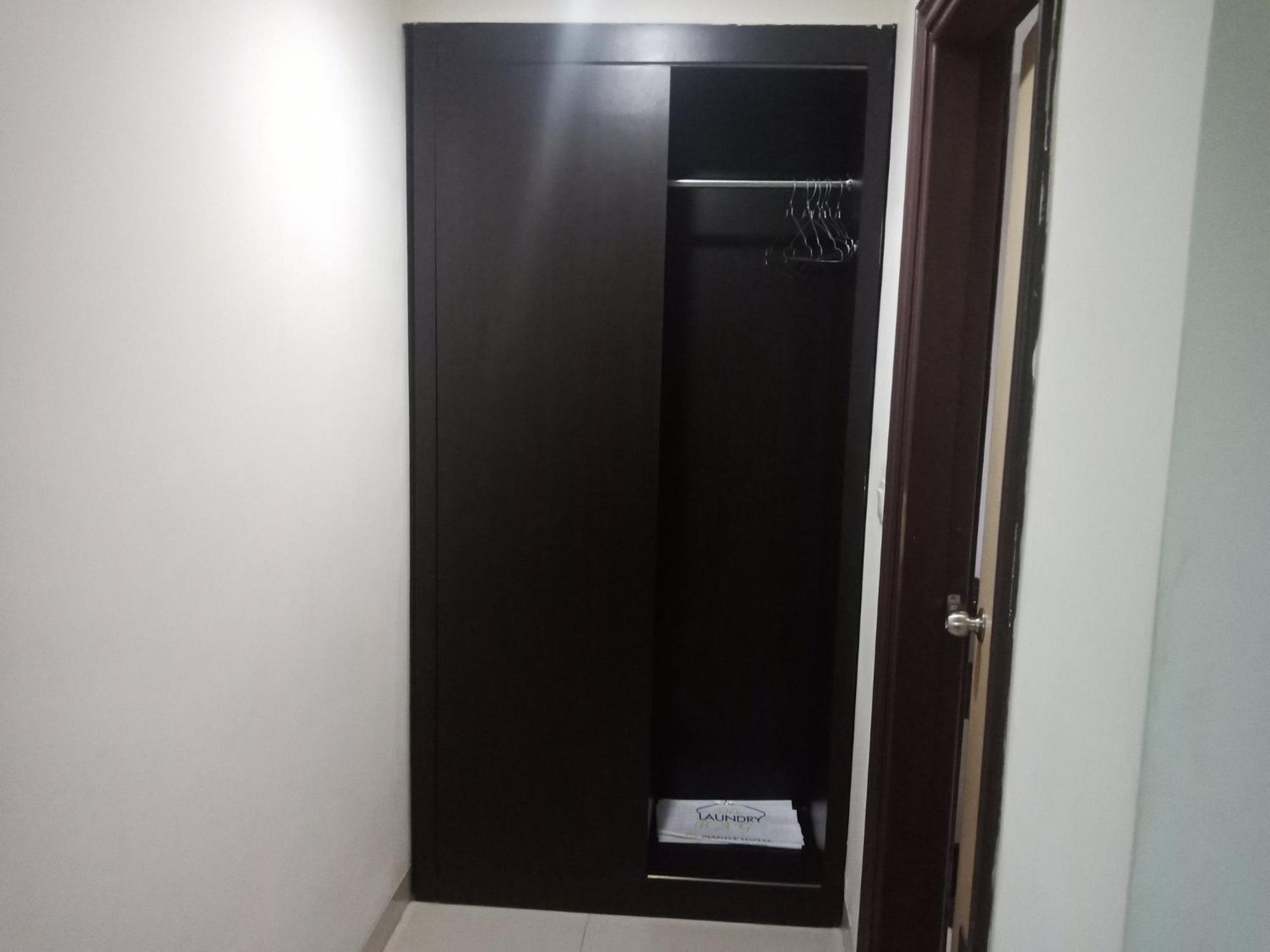 Manise Hotel Ambon Exterior foto